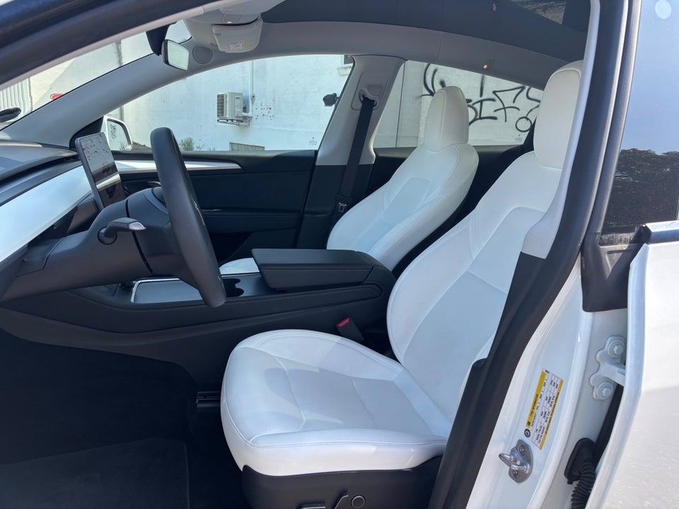 Tesla Model Y Performance AWD 5d