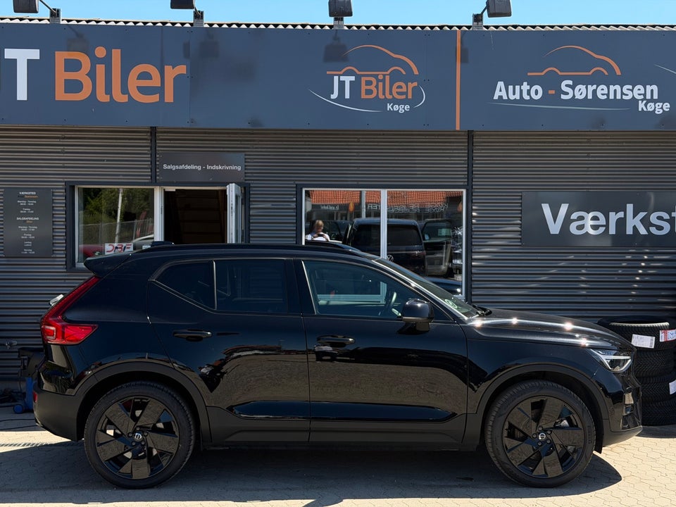 Volvo EX40 Extended Range Ultra Black Edition 5d