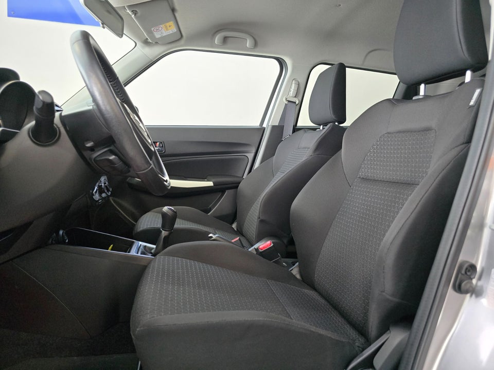 Suzuki Swift 1,2 Dualjet Action KUP 5d