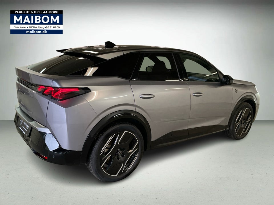 Peugeot e-3008 77 GT Pack 5d