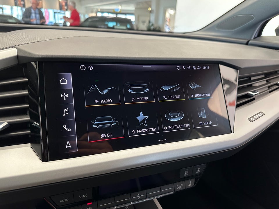 Audi Q4 e-tron 45 Progress 5d