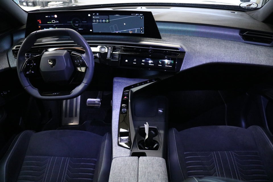 Peugeot e-5008 77 GT Pack 7prs 5d