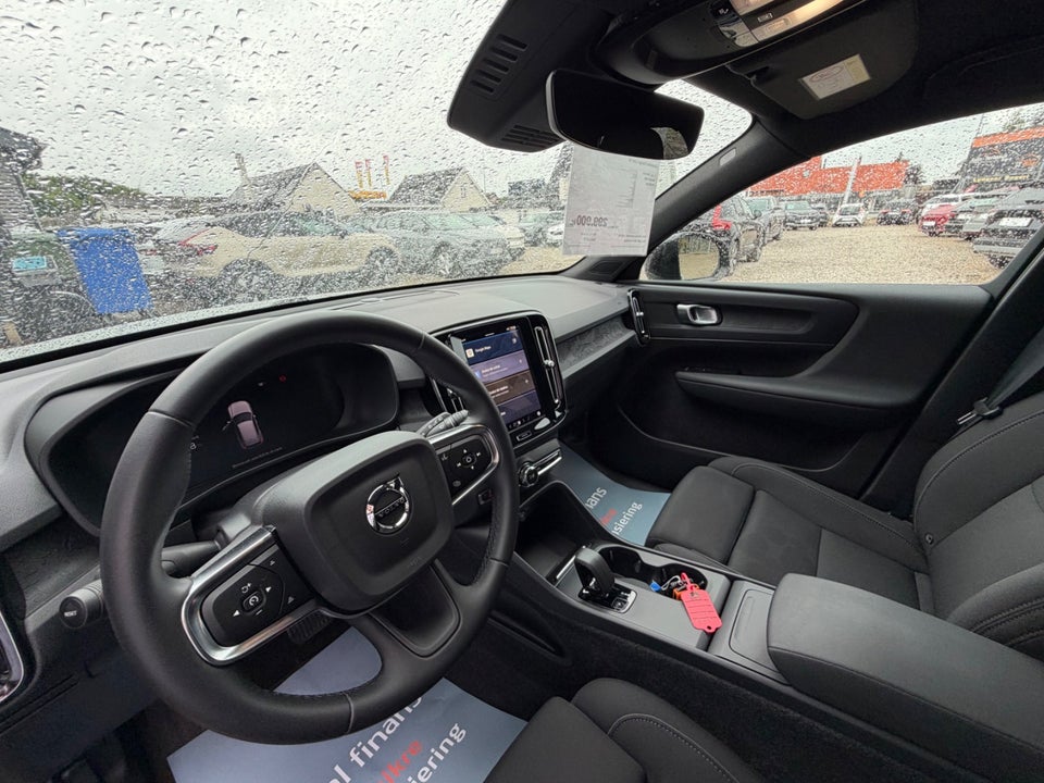 Volvo EX40 Extended Range Core 5d