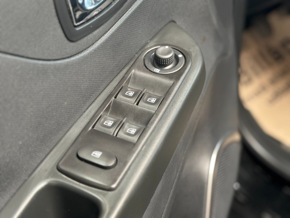 Renault Captur 0,9 TCe 90 Expression 5d