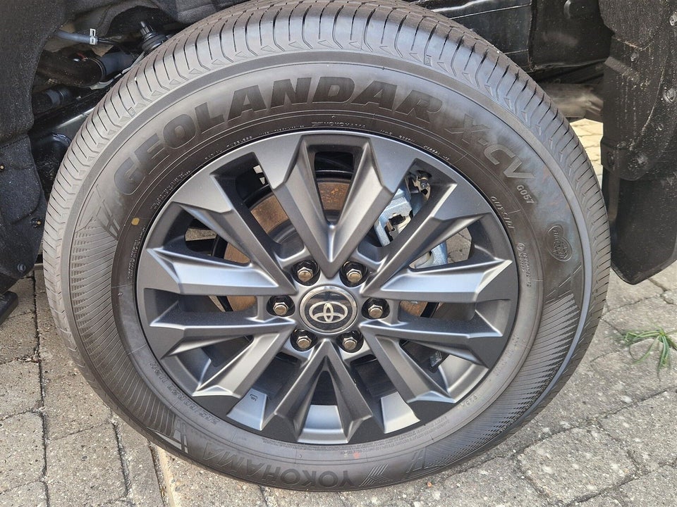 Toyota Land Cruiser 2,8 D-4D T4 aut. 5d