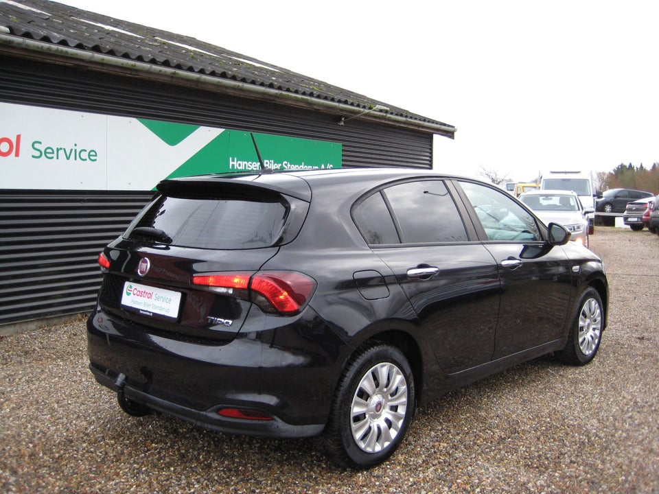 Fiat Tipo 1,4 16V Lounge 5d