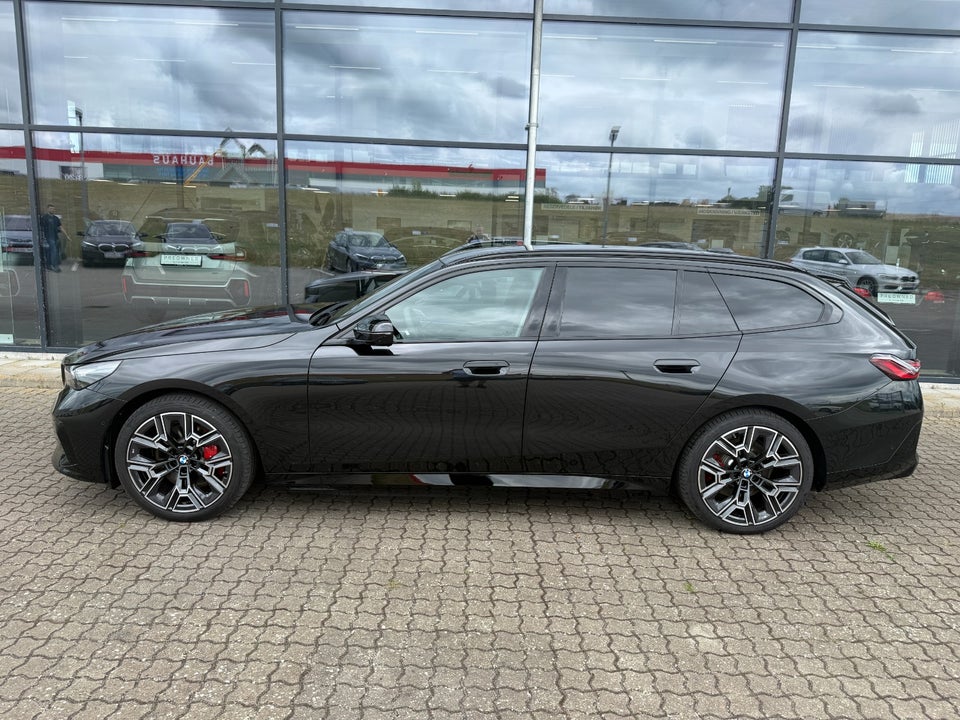 BMW i5 eDrive40 Touring Supercharged 5d