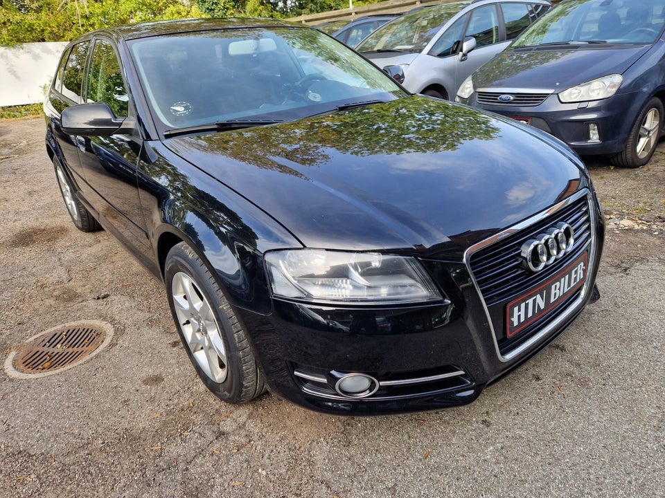 Audi A3 1,6 TDi Ambiente Sportback 5d