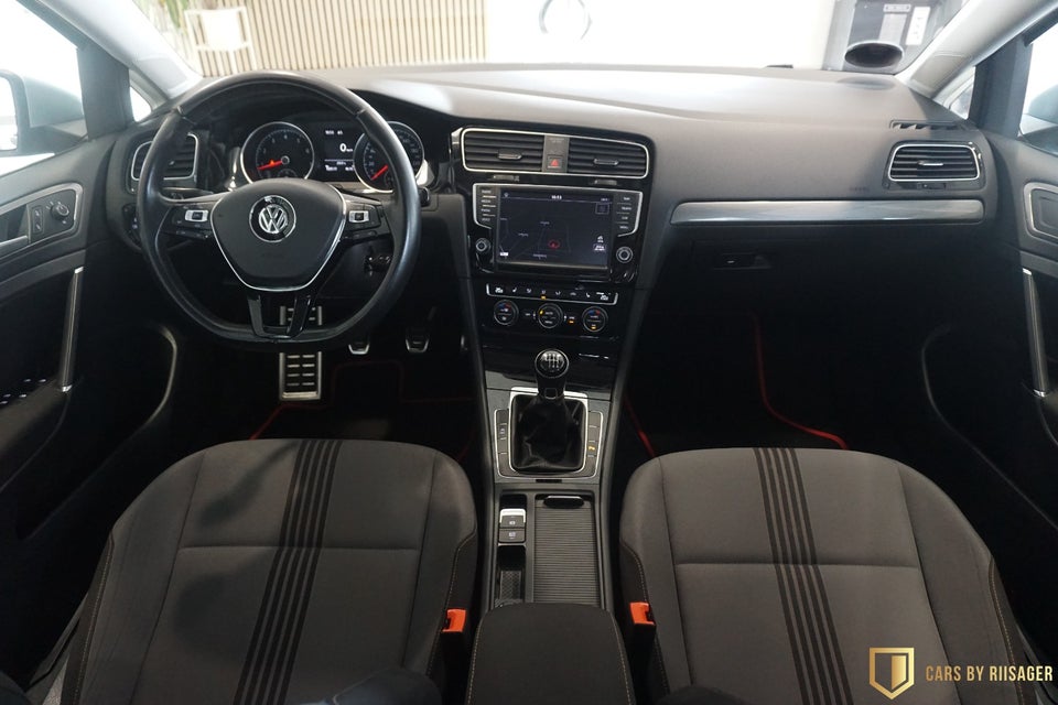 VW Golf VII 1,4 TSi 125 Allstar BMT 5d