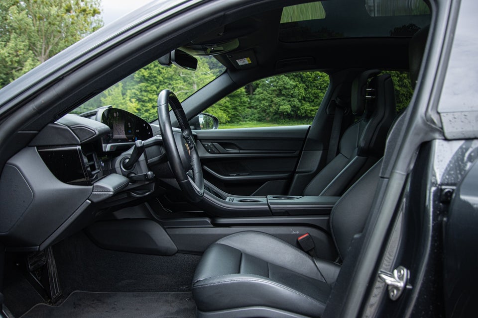 Porsche Taycan Performance+ Sport Turismo 5d
