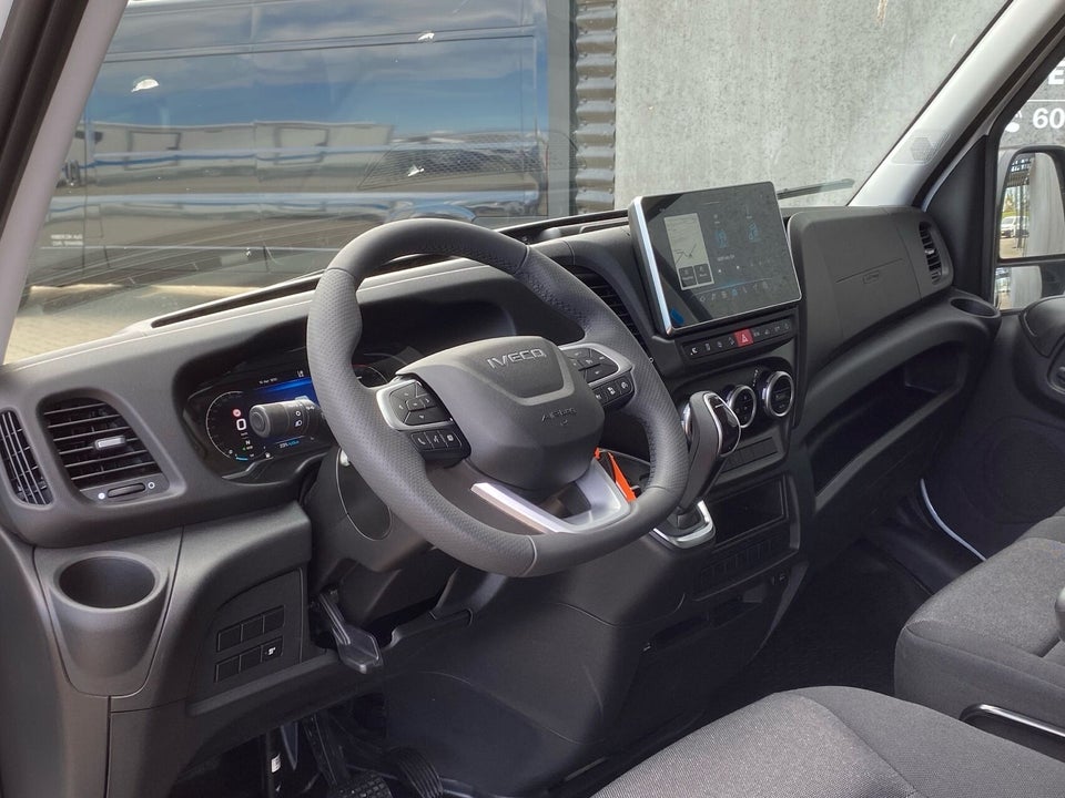 Iveco Daily 3,0 35S18 12m³ Van AG8