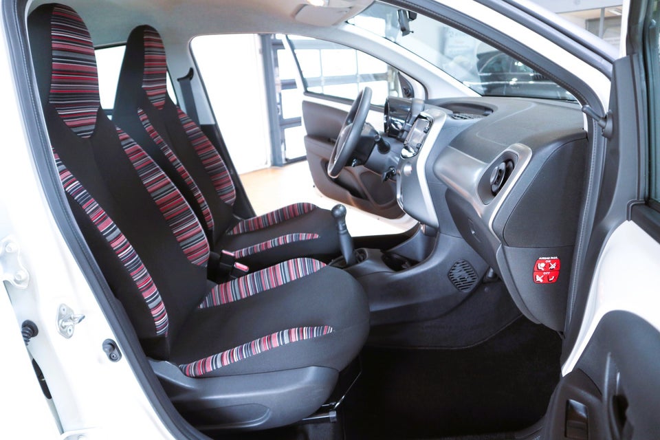 Citroën C1 1,2 PureTech Feel 5d