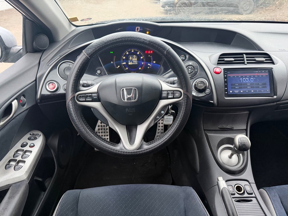 Honda Civic 1,8 Sport 5d