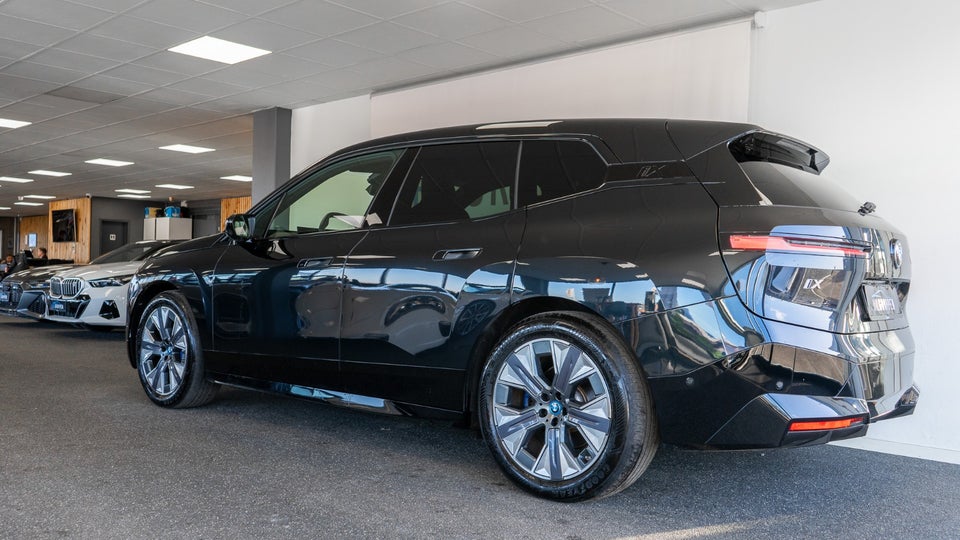 BMW iX xDrive40 Sport 5d