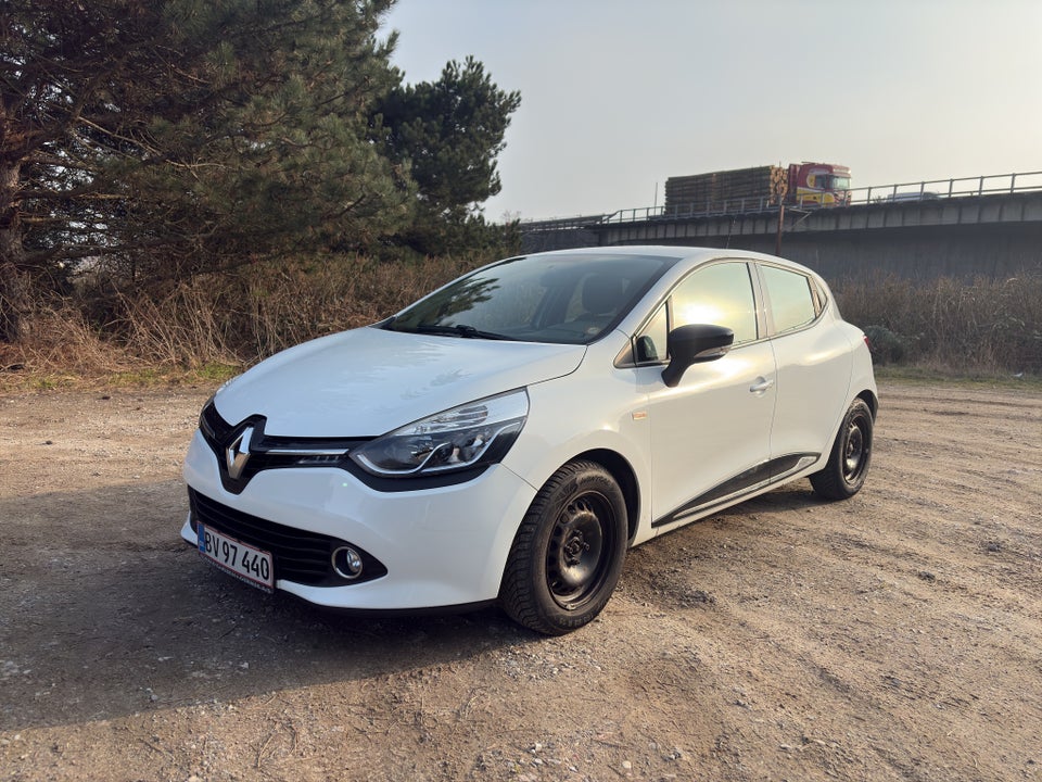 Renault Clio IV 1,5 dCi 75 Expression 5d