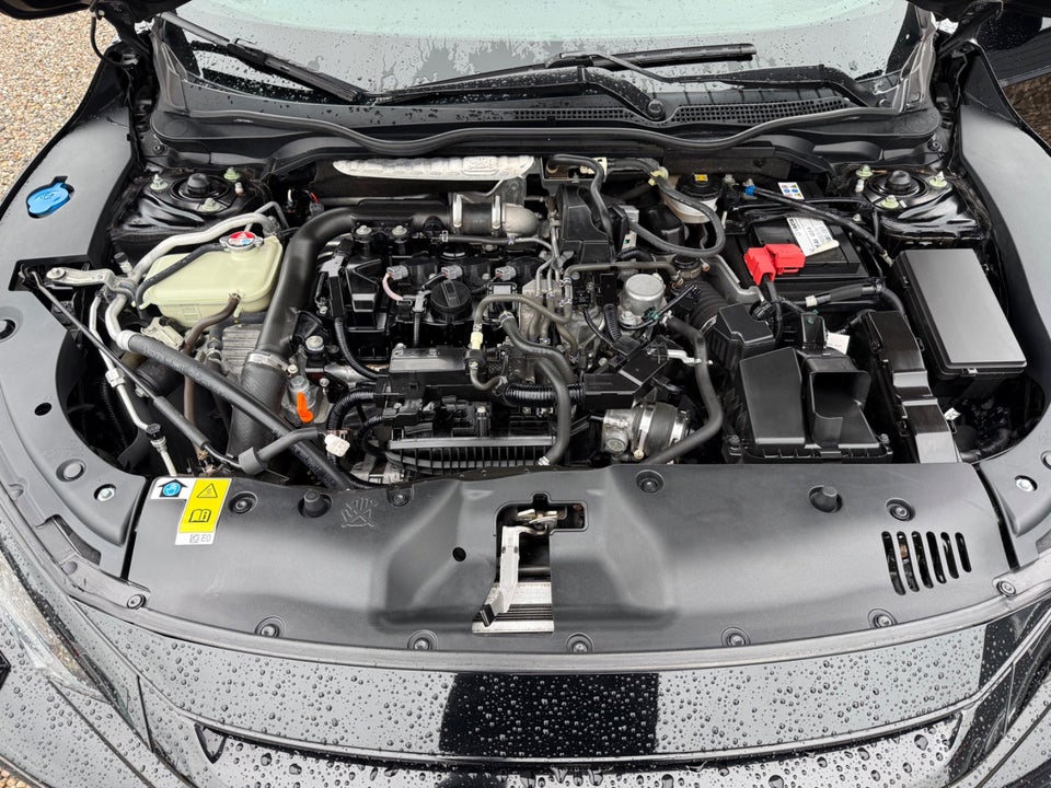 Honda Civic 1,0 VTEC Turbo Comfort CVT 5d