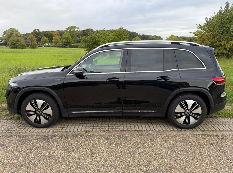 Mercedes EQB250 Electric Art 5d