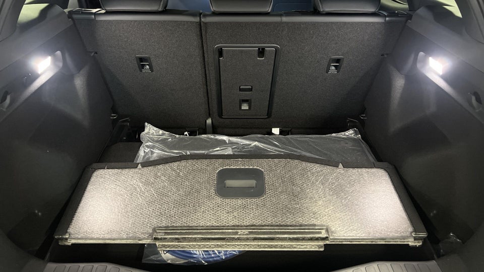 Ford Explorer 79 Premium Extended Range 5d