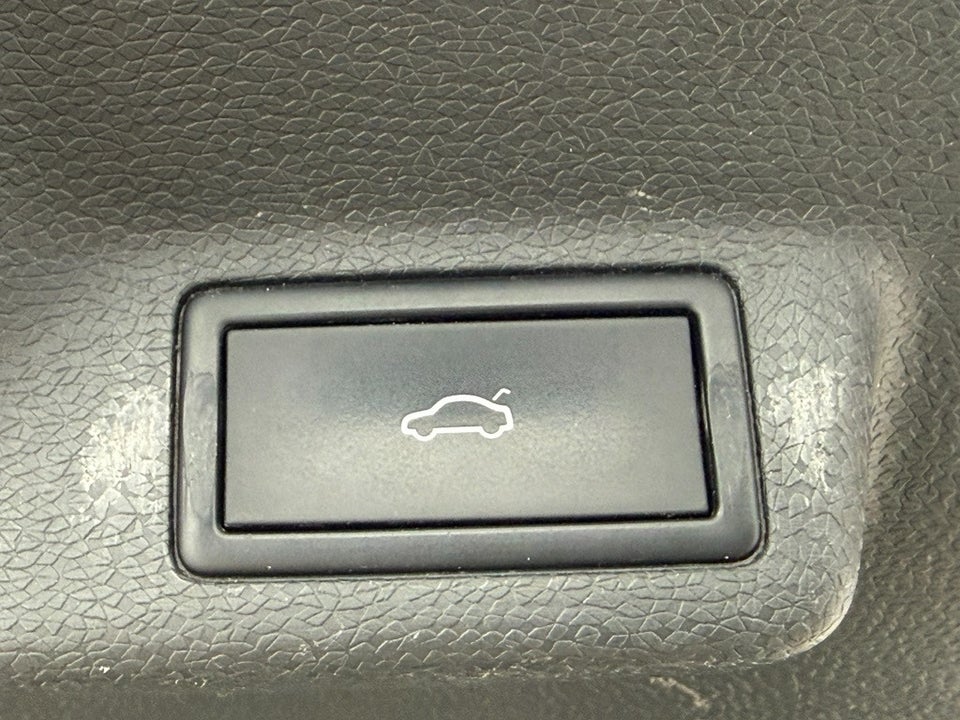 VW ID.Buzz 77 Style 75 Years Edition SWB 5d