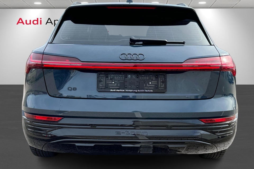 Audi Q8 e-tron 50 Prestige quattro 5d