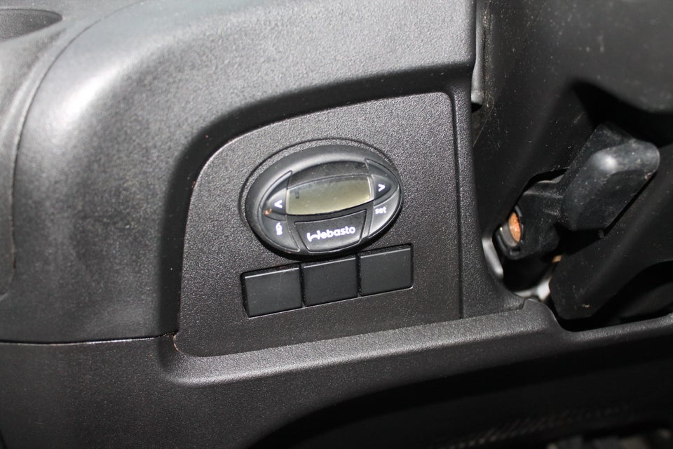 Iveco Daily 2,3 35S16 18m³ Van AG8