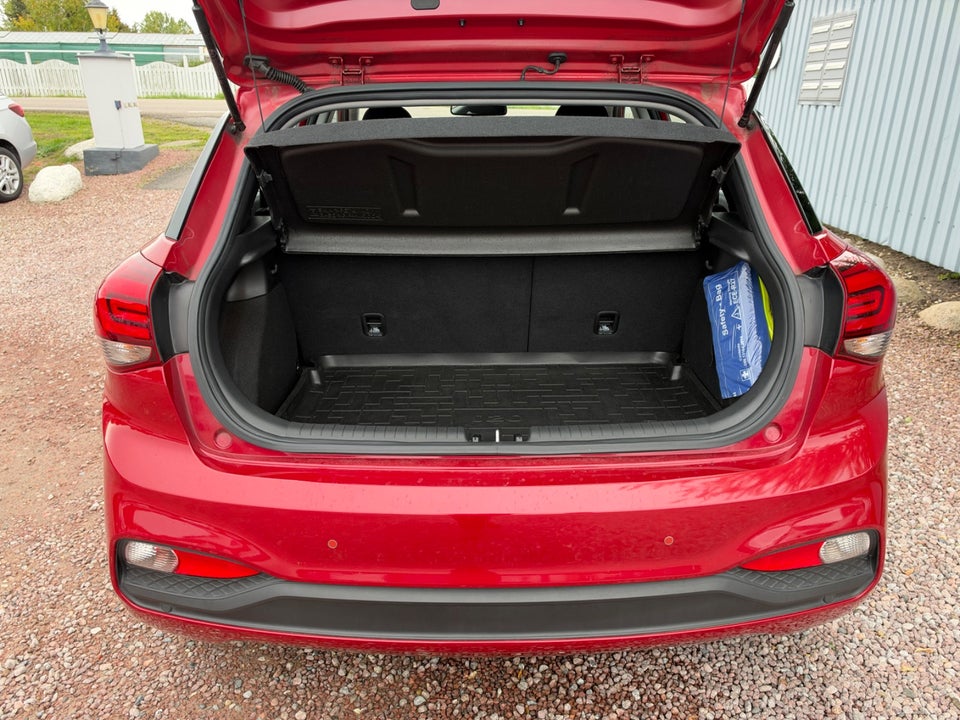 Hyundai i20 1,0 T-GDi Trend DCT 5d