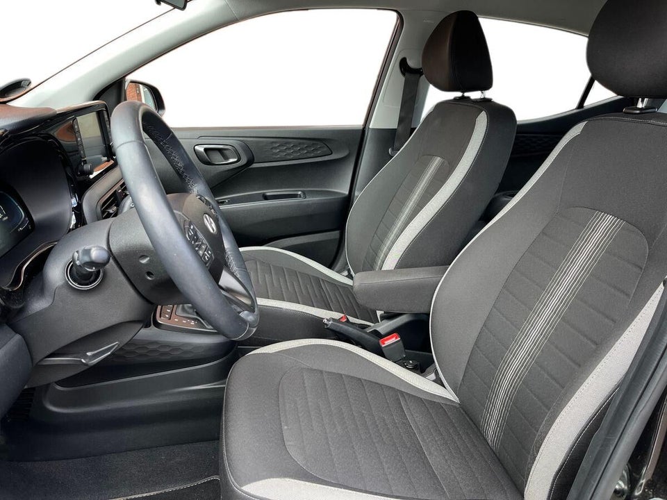 Hyundai i10 1,0 MPi Advanced AMT 5d