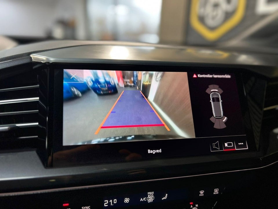 Audi Q4 e-tron 35 S-line 5d