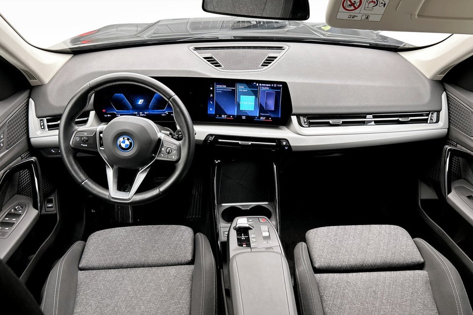BMW iX1 xDrive30 5d