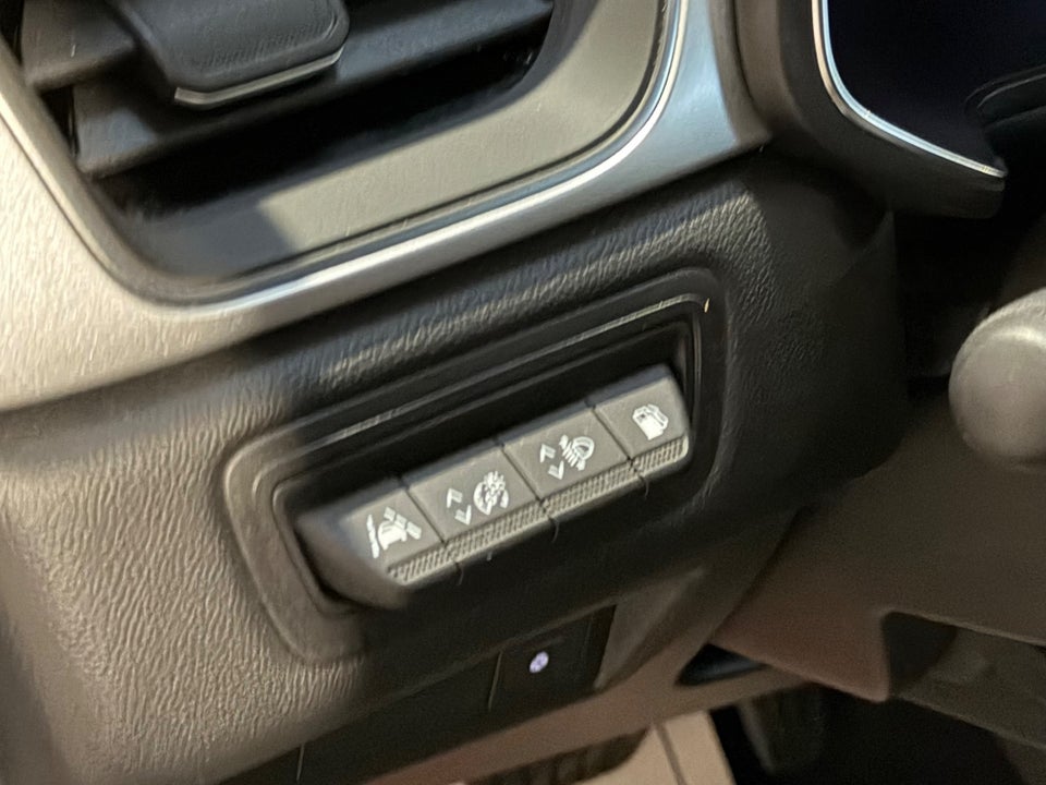 Renault Captur 1,6 E-Tech Intens 5d