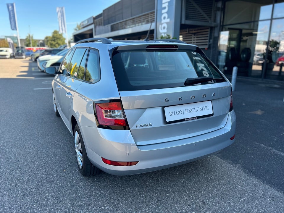 Skoda Fabia 1,0 MPi 60 Ambition Combi 5d
