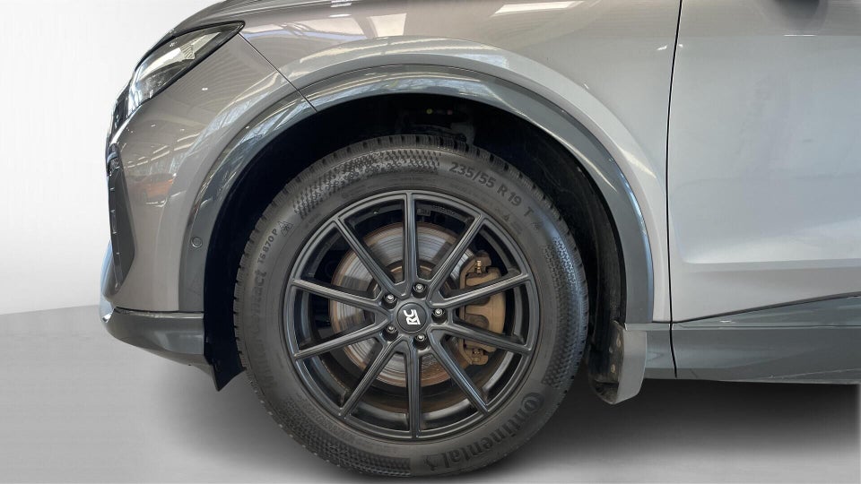 Audi Q4 e-tron 50 quattro 5d