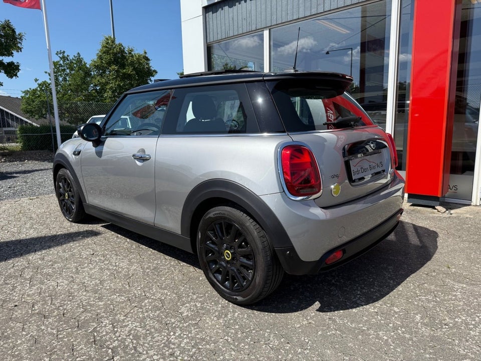 MINI Cooper SE Classic Trim 3d