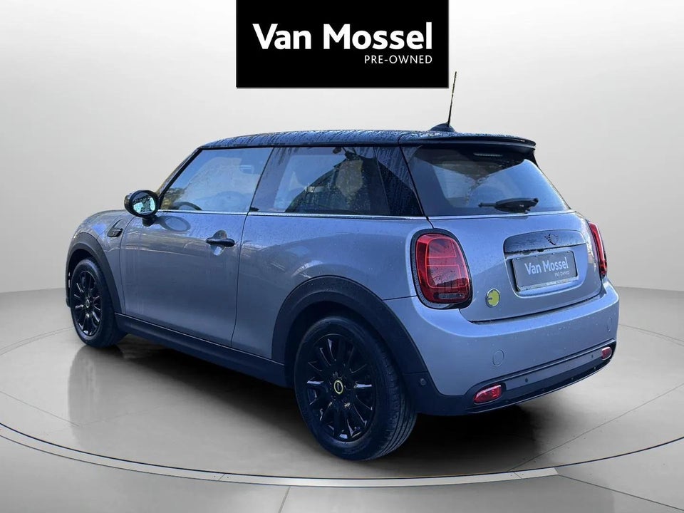 MINI Cooper SE Classic Trim 3d