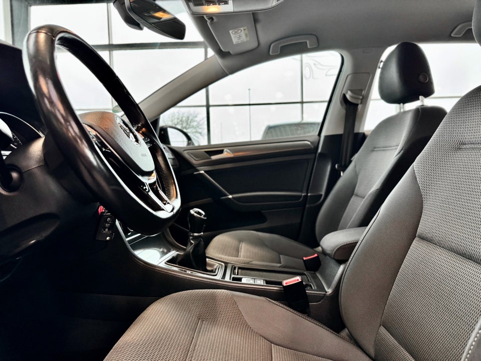 VW Golf VII 1,5 TSi 130 Comfortline 5d