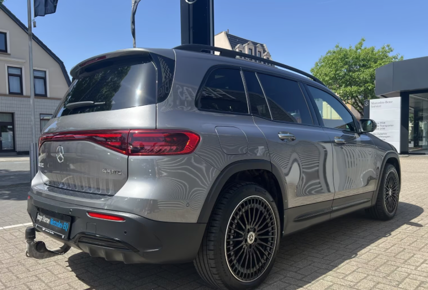 Mercedes EQB350 AMG Premium 4Matic 5d