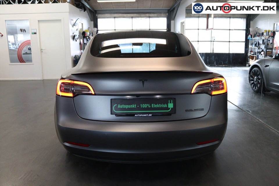 Tesla Model 3 Performance AWD 4d