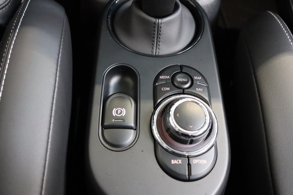 MINI Cooper SE Classic Trim 3d