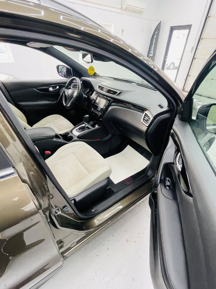 Nissan Qashqai 1,6 dCi 130 Tekna X-tr. 5d