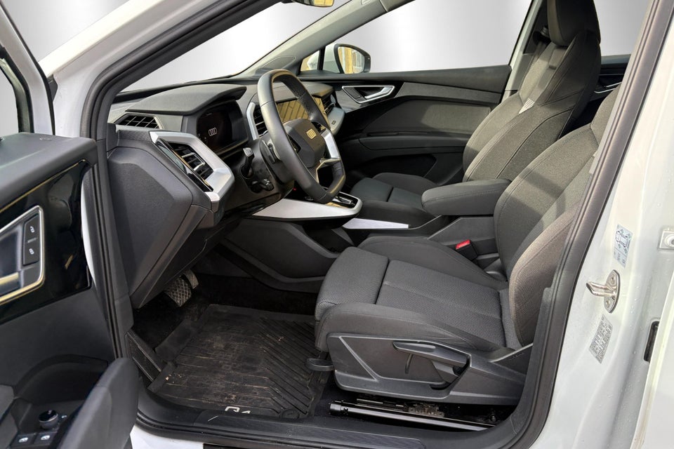 Audi Q4 e-tron 40 Attitude 5d