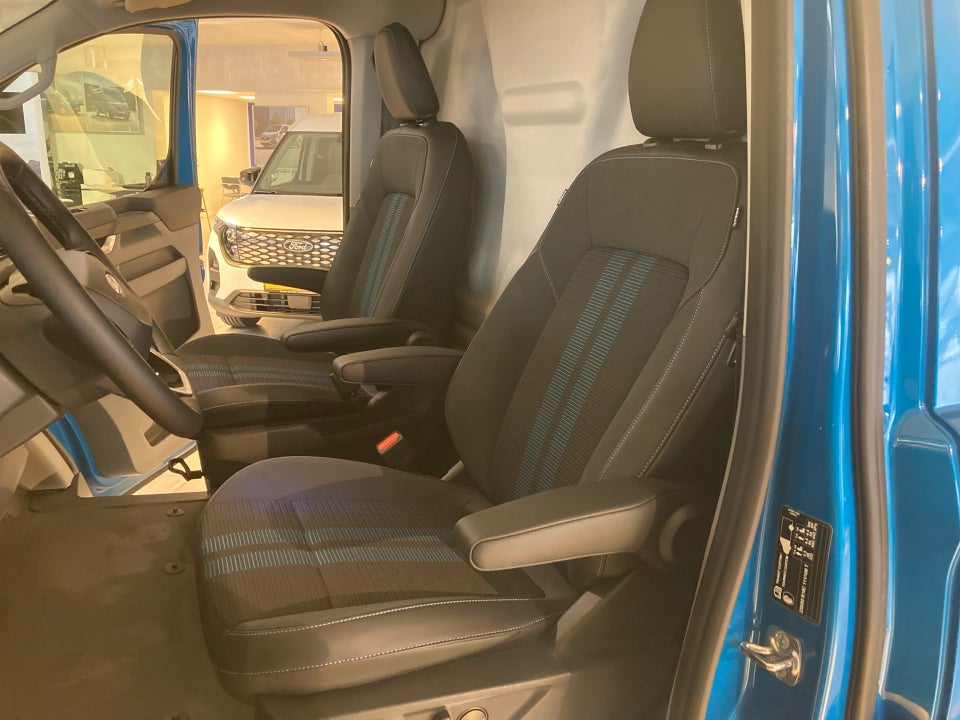 Ford E-Transit Custom 340L 64 Sport