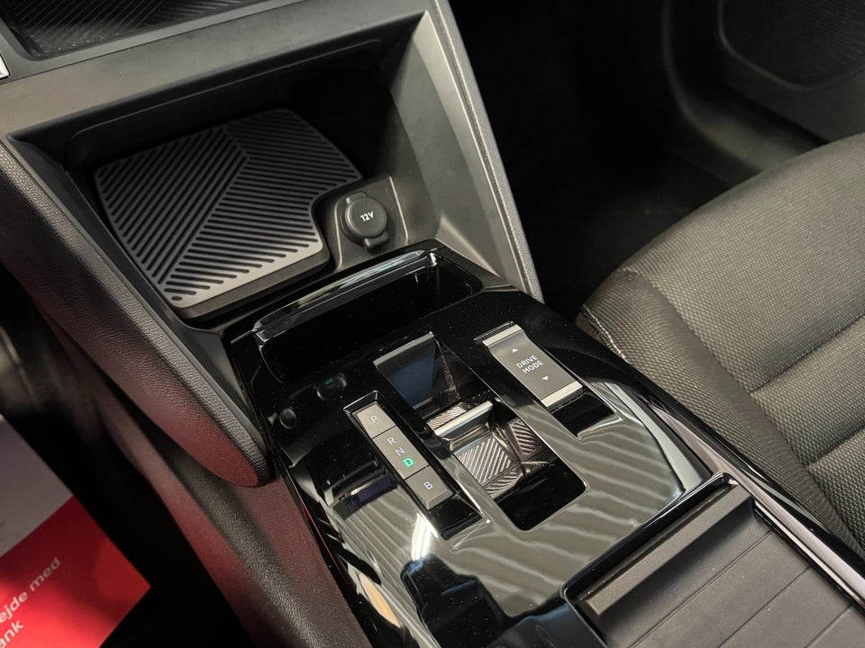 Citroën ë-C4 X 54 Plus 4d