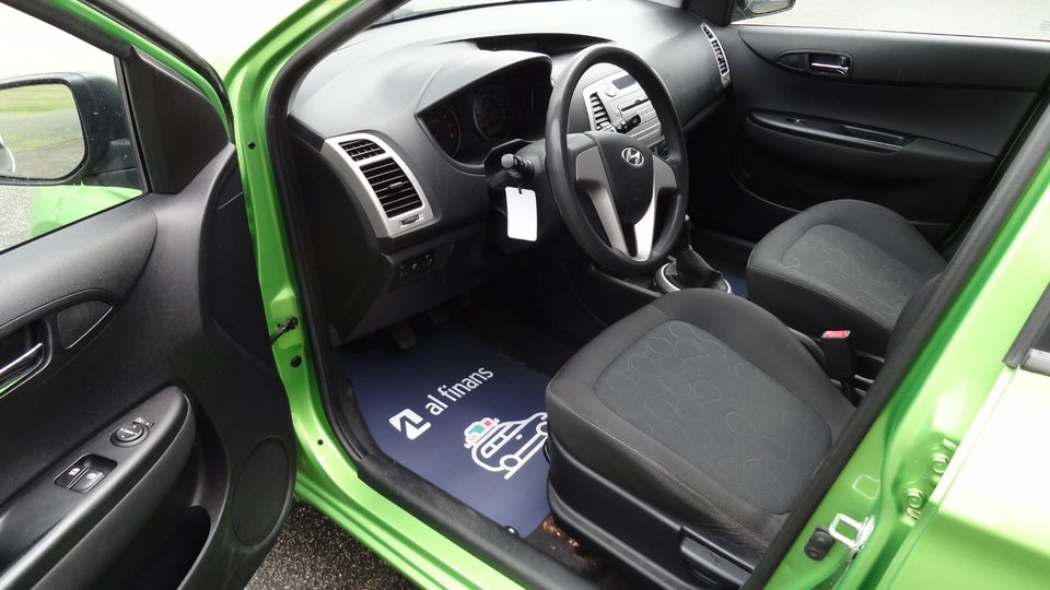 Hyundai i20 1,25 Classic 5d
