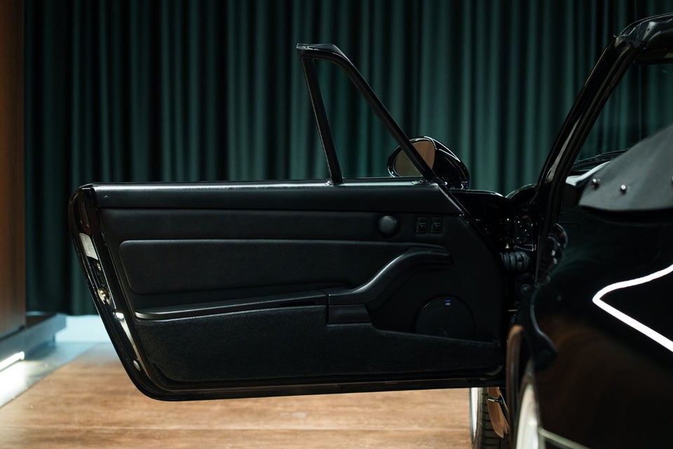 Porsche 911 Carrera 4 3,6 Cabriolet 2d