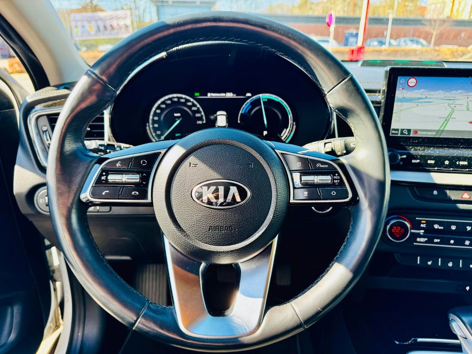 Kia XCeed 1,6 PHEV Upgrade Intro DCT 5d