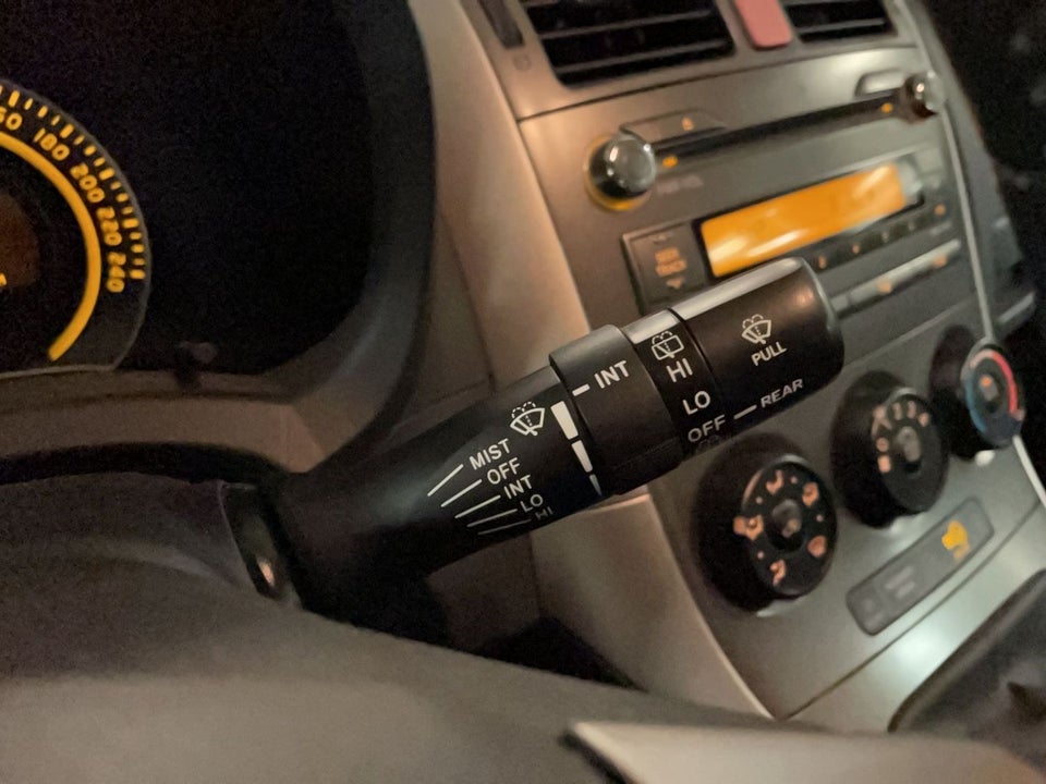 Toyota Auris 1,6 Luna 5d