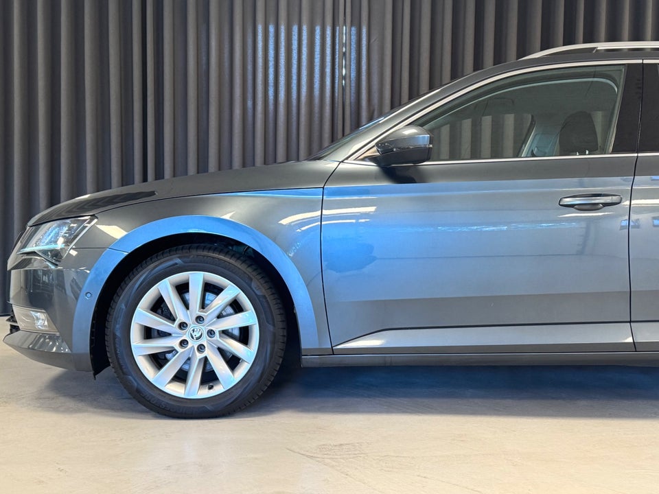 Skoda Superb 1,5 TSi 150 Style Business Combi DSG 5d