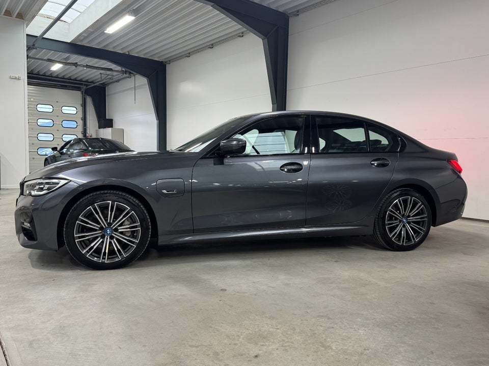 BMW 330e 2,0 M-Sport aut. 4d