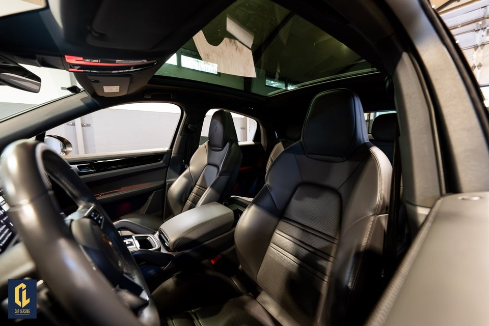 Porsche Cayenne 3,0 E-Hybrid Coupé Tiptr. 5d