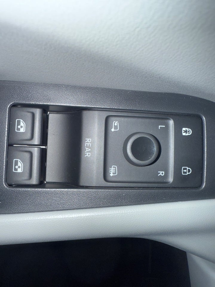 Ford Explorer 82 Premium Extended Range 5d